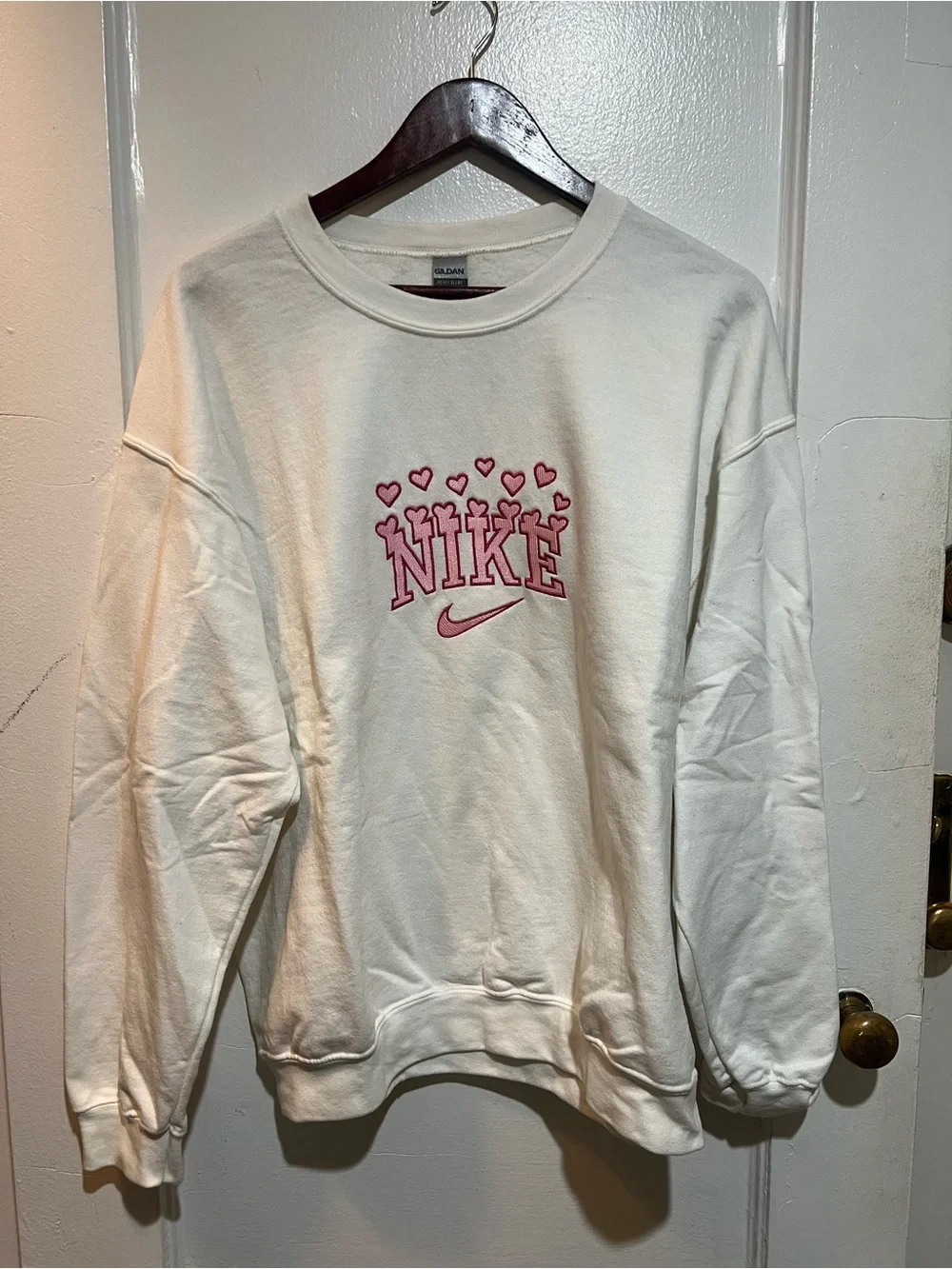 Custom Nike White Crewneck Sweatshirt with Pink Heart Logo - Picture 1 of 4